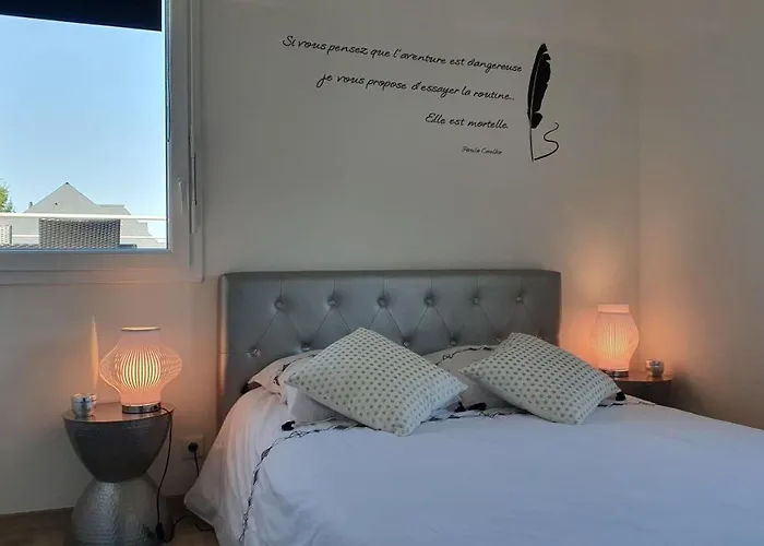 Le Clos Normandy アパート *