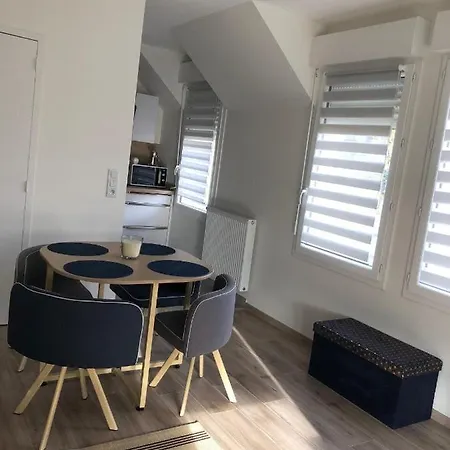 Le Clos Normandy Lejlighed